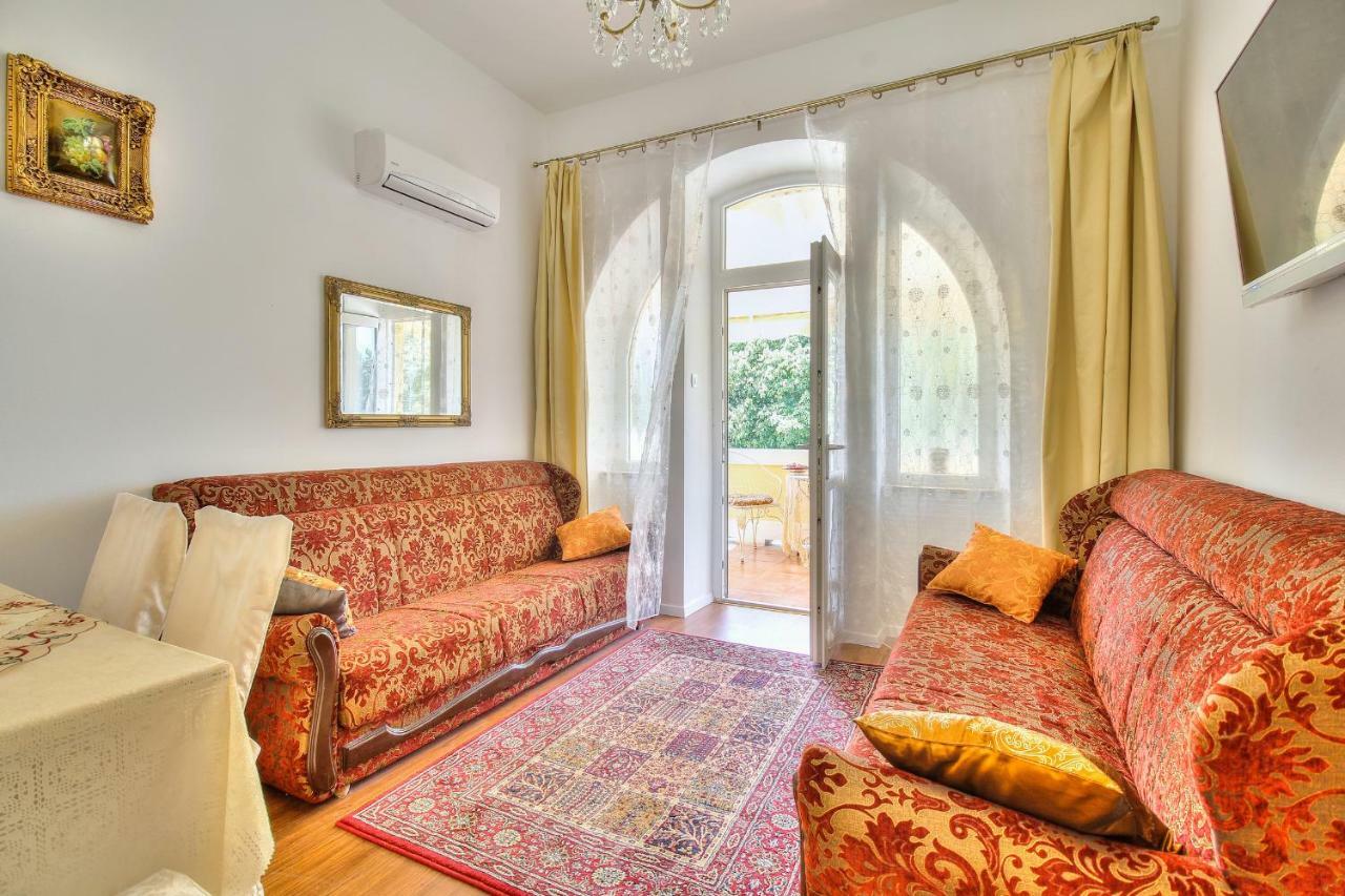 Boutique Apartman Villa Mediteran بوريتش المظهر الخارجي الصورة